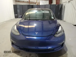 2022 Tesla Model 3 with VIN 5YJ3E1EA7NF189955, listed as a Copart auction lot 53149885 with 111,074 mi miles and Salvage Title. Bid and sale history available at DreamBid. Image 5.