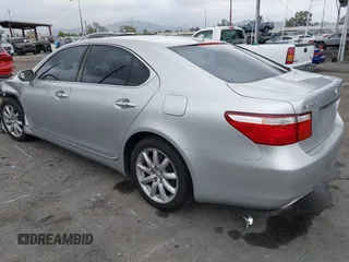 2008 Lexus LS 460 with VIN JTHBL46F185068226, listed as a IAAI auction lot 42068711 with 211,526 mi miles and . Bid and sale history available at DreamBid. Image 3.