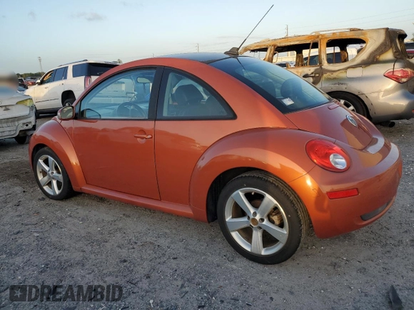 2010 Volkswagen Beetle with VIN 3VWRW3AG8AM032953, listed as a Copart auction lot 77869254 with Not provided miles and Clean title. Bid and sale history available at DreamBid. Image 2.