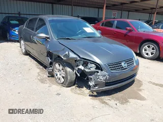 2006 Nissan Altima S z VIN 1N4AL11E46N318670, wystawiony jako IAAI lot #42257135 z przebiegiem 161 900 mil mil oraz . Historia ofert i sprzedaży dostępna na DreamBid. Obrazek 1.
