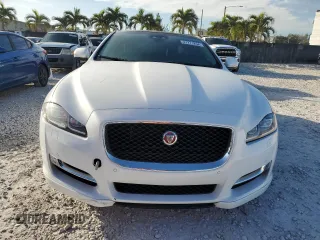 2018 Jaguar XJ with VIN SAJWA1C77J8W14750, listed as a Copart auction lot 87273204 with 51,040 mi miles and Clean Title. Bid and sale history available at carsss.com. Image 5.