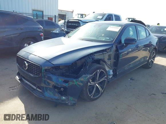 2024 Volvo S60 Core Dark Theme with VIN 7JRL12TKXRG295195, listed as a IAAI auction lot 42616001 with 37,540 mi miles and . Bid and sale history available at DreamBid. Image 17.