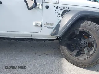 2018 Jeep Wrangler Unlimited Sport с VIN 1C4HJXDG9JW221353, выставлен на аукционе IAAI как лот 42419985 с пробегом 115 783 миль миль и . История ставок и продаж доступна на DreamBid. Изображение 18.