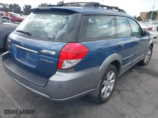 2008 Subaru Outback (Natl) i with VIN 4S4BP61C487363884, listed as a IAAI auction lot 41535216 with 105,533 mi miles. Bid and sale history available at carsss.com. Image 4.