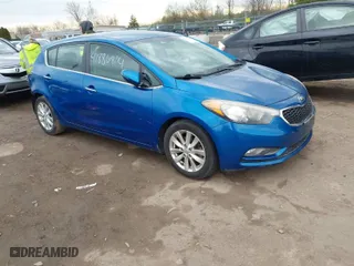 2015 Kia Forte 5-Door EX with VIN KNAFX5A85F5304442, listed as a IAAI auction lot 41886814 with 111,564 mi miles. Bid and sale history available at carsss.com. Image 1.