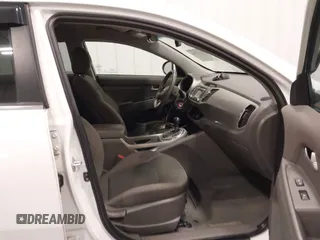 2015 Kia Sportage EX with VIN KNDPCCAC6F7786029, listed as a IAAI auction lot 42133596 with 71,196 mi miles and . Bid and sale history available at DreamBid. Image 5.