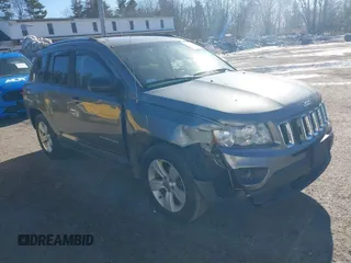 2011 Jeep Compass Latitude with VIN 1J4NF1FB4BD282703, listed as a IAAI auction lot 41753104 with 139,999 mi miles. Bid and sale history available at carsss.com. Image 1.