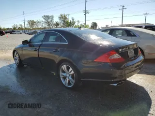 2009 Mercedes-Benz CLS-Class 5.5L with VIN WDDDJ72X89A142692, listed as a Copart auction lot 83106994 with 0 mi miles and Salvage Title. Bid and sale history available at carsss.com. Image 2.