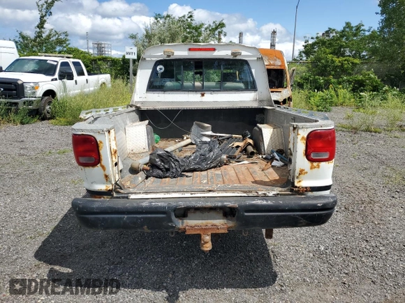 1999 Dodge Cargo z VIN 2B7JB21Y9XK508488, wystawiony jako Copart lot #64641814 z przebiegiem Nie podano mil oraz Nie do naprawy. Historia ofert i sprzedaży dostępna na DreamBid. Obrazek 6.