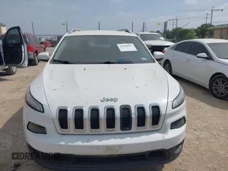 2018 Jeep Cherokee Latitude Plus with VIN 1C4PJLLX2JD557198, listed as a IAAI auction lot 41908907 with 155,195 mi miles and . Bid and sale history available at DreamBid. Image 6.