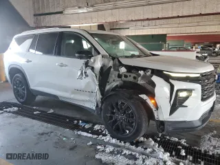 2024 Chevrolet Traverse FWD LT with VIN 1GNERGKS5RJ151885, listed as a Copart auction lot 46143775 with 5,860 mi miles and Salvage Title. Bid and sale history available at carsss.com. Image 4.