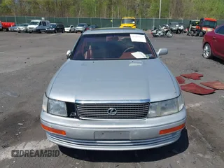 1990 Lexus LS z VIN JT8UF11E7L0009779, wystawiony jako IAAI lot #42161144 z przebiegiem 180 032 mil mil oraz . Historia ofert i sprzedaży dostępna na DreamBid. Obrazek 12.