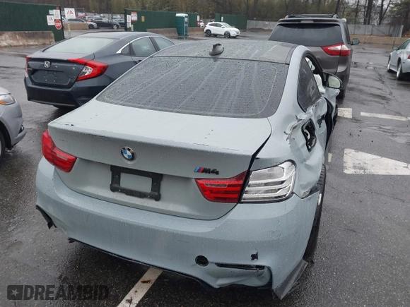 2017 BMW M4 with VIN WBS3R9C53HK709173, listed as a IAAI auction lot 41978162 with 105,427 mi miles. Bid and sale history available at carsss.com. Image 4.