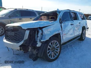 2018 GMC Yukon XL SLT with VIN 1GKS2GKC2JR203850, listed as a IAAI auction lot 41680804 with 1 mi miles. Bid and sale history available at carsss.com. Image 2.