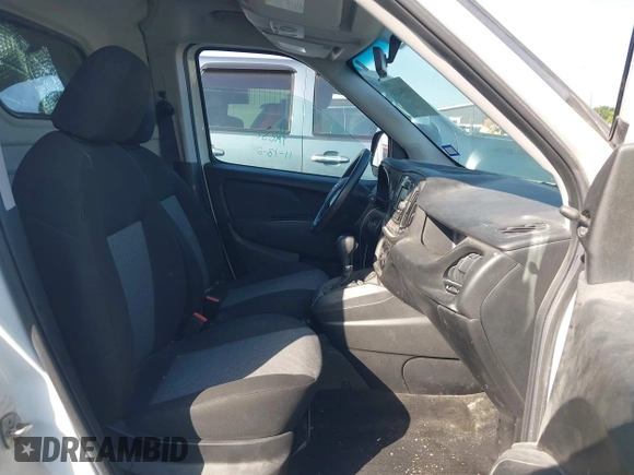 2020 Ram ProMaster City Cargo Tradesman z VIN ZFBHRFAB2L6P67137, wystawiony jako IAAI lot #41994424 z przebiegiem 40 509 mil mil oraz . Historia ofert i sprzedaży dostępna na DreamBid. Obrazek 5.