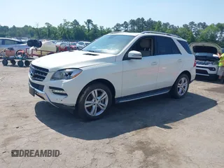 2013 Mercedes-Benz M 350 z VIN 4JGDA5HB0DA108177, wystawiony jako IAAI lot #42295466 z przebiegiem 161 232 mil mil oraz . Historia ofert i sprzedaży dostępna na DreamBid. Obrazek 17.