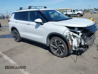 2022 Mitsubishi Outlander SE z VIN JA4J4UA80NZ038832, wystawiony jako IAAI lot #42087536 z przebiegiem 82 795 mil mil oraz . Historia ofert i sprzedaży dostępna na DreamBid. Obrazek 1.