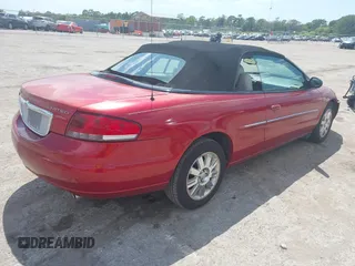 2005 Chrysler Sebring Limited with VIN 1C3EL65R15N655774, listed as a IAAI auction lot 41901887 with 98,380 mi miles and . Bid and sale history available at DreamBid. Image 4.