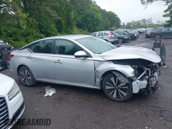 2021 Nissan Altima SV with VIN 1N4BL4DV6MN343648, listed as a IAAI auction lot 42321888 with 18,232 mi miles and . Bid and sale history available at DreamBid. Image 13.