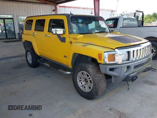 2006 Hummer H3 z VIN 5GTDN136168258202, wystawiony jako IAAI lot #42339366 z przebiegiem 236 939 mil mil oraz . Historia ofert i sprzedaży dostępna na DreamBid. Obrazek 1.