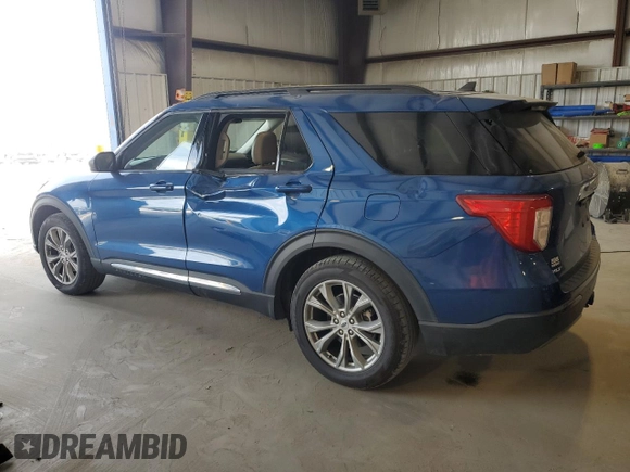 2022 Ford Explorer XLT with VIN 1FMSK7DHXNGC09512, listed as a Copart auction lot 53540175 with 32,614 mi miles and Salvage title. Bid and sale history available at DreamBid. Image 2.