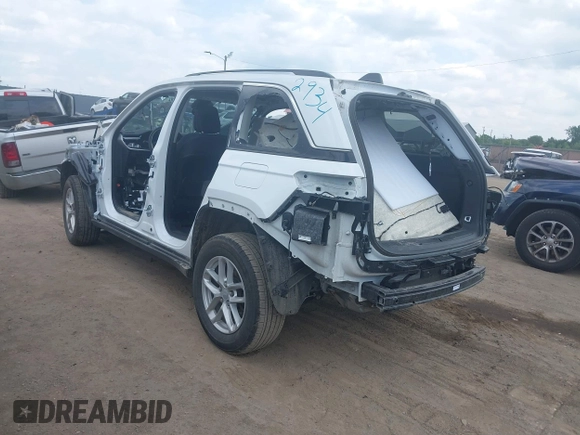 2023 Jeep Grand Cherokee Altitude with VIN 1C4RJHAG7PC642934, listed as a IAAI auction lot 42479773 with Not provided miles and . Bid and sale history available at DreamBid. Image 3.