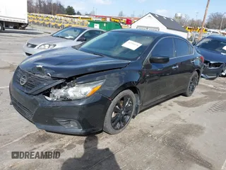 2018 Nissan Altima 2.5 SR with VIN 1N4AL3AP4JC478503, listed as a IAAI auction lot 41731574 with 134,206 mi miles. Bid and sale history available at carsss.com. Image 2.