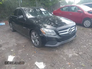 2018 Mercedes-Benz C 300 с VIN 55SWF4JB2JU248820, выставлен на аукционе IAAI как лот 42538805 с пробегом 148 140 миль миль и . История ставок и продаж доступна на DreamBid. Изображение 1.