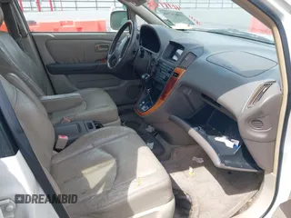 2000 Lexus RX 300 with VIN JT6GF10U9Y0046113, listed as a IAAI auction lot 41974768 with 247,766 mi miles and . Bid and sale history available at DreamBid. Image 5.