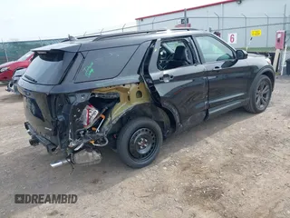 2022 Ford Explorer XLT с VIN 1FMSK8DH4NGC33861, выставлен на аукционе IAAI как лот 42135207 с пробегом 50 106 миль миль и . История ставок и продаж доступна на DreamBid. Изображение 4.