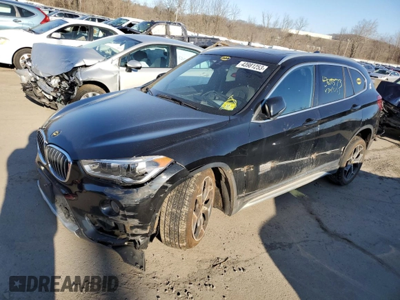 2016 BMW X1 xDrive28i with VIN WBXHT3C34GP883848, listed as a Copart auction lot 43981253 with 136,762 mi miles. Bid and sale history available at carsss.com. Image 1.