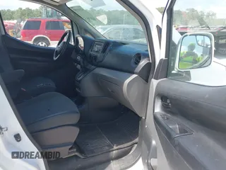 2017 Nissan NV200 S with VIN 3N6CM0KN3HK713311, listed as a IAAI auction lot 42561193 with Not provided miles and . Bid and sale history available at DreamBid. Image 5.