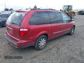2006 Chrysler Town & Country Touring with VIN 2A4GP54L76R666938, listed as a IAAI auction lot 42270772 with 143,081 mi miles and . Bid and sale history available at DreamBid. Image 4.