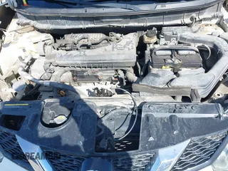 2014 Nissan Rogue SV with VIN 5N1AT2MV2EC767234, listed as a IAAI auction lot 41643753 with 182,355 mi miles. Bid and sale history available at carsss.com. Image 10.