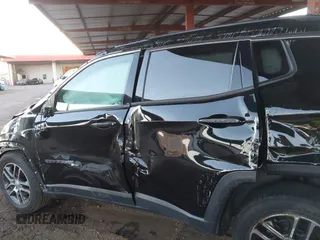 2018 Jeep Compass Latitude with VIN 3C4NJCBBXJT467997, listed as a IAAI auction lot 41871545 with 79,352 mi miles and . Bid and sale history available at DreamBid. Image 15.