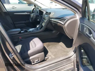 2016 Ford Fusion SE Hybrid with VIN 3FA6P0LU9GR405097, listed as a IAAI auction lot 42000535 with 58,293 mi miles. Bid and sale history available at carsss.com. Image 5.