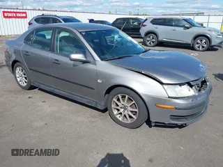 2004 Saab 9-3 z VIN YS3FB49S041036411, wystawiony jako IAAI lot #42010899 z przebiegiem 130 847 mil mil oraz . Historia ofert i sprzedaży dostępna na DreamBid. Obrazek 1.