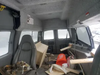 2003 GMC Savana Commercial C6Y with VIN 1GDHG39U131226371, listed as a Copart auction lot 44117455 with 125,671 mi miles and Salvage Title. Bid and sale history available at carsss.com. Image 10.