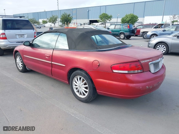 2002 Chrysler Sebring LXi with VIN 1C3EL55RX2N323080, listed as a IAAI auction lot 42021237 with 131,151 mi miles. Bid and sale history available at carsss.com. Image 3.