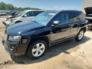 2016 Jeep Compass Sport z VIN 1C4NJDBB8GD551403, wystawiony jako Copart lot #63990345 z przebiegiem 74 659 mil mil oraz Szkoda całkowita • Salvage title. Historia ofert i sprzedaży dostępna na DreamBid. Obrazek 1.
