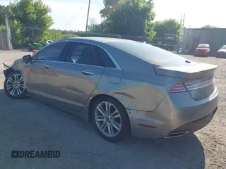 2016 Lincoln MKZ z VIN 3LN6L2GK9GR601143, wystawiony jako IAAI lot #42690132 z przebiegiem 155 073 mil mil oraz . Historia ofert i sprzedaży dostępna na DreamBid. Obrazek 3.