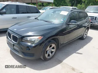 2013 BMW X1 28i z VIN WBAVM1C55DVW44221, wystawiony jako IAAI lot #42248043 z przebiegiem 112 388 mil mil oraz . Historia ofert i sprzedaży dostępna na DreamBid. Obrazek 2.