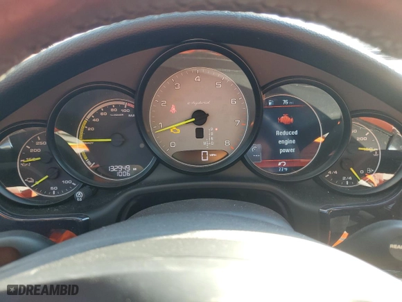 2014 Porsche Panamera S E-Hybrid with VIN WP0AD2A74EL044427, listed as a Copart auction lot 76928314 with 132,949 mi miles and Clean Title. Bid and sale history available at carsss.com. Image 9.
