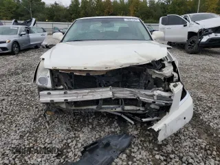 2007 Cadillac DTS Performance z VIN 1G6KD57907U171271, wystawiony jako Copart lot #79007574 z przebiegiem 147 504 mil mil oraz Szkoda całkowita • Salvage title. Historia ofert i sprzedaży dostępna na DreamBid. Obrazek 5.