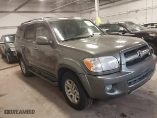 2006 Toyota Sequoia Limited with VIN 5TDBT48A86S271771, listed as a IAAI auction lot 41940143 with 263,155 mi miles. Bid and sale history available at carsss.com. Image 1.