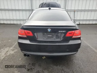 2009 BMW 3 Series 328i with VIN WBAWV13519P122232, listed as a Copart auction lot 85027644 with 192,228 mi miles and Salvage Title. Bid and sale history available at DreamBid. Image 6.