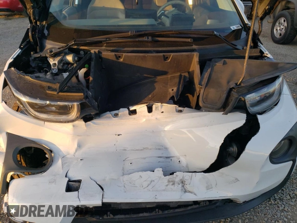 2014 BMW i3 with VIN WBY1Z4C52EV275564, listed as a Copart auction lot 85915664 with 35,961 mi miles and Salvage Title. Bid and sale history available at carsss.com. Image 11.