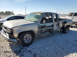 1998 Chevrolet Silverado 1500 with VIN 2GCEC19M6W1198122, listed as a Copart auction lot 42010695 with 359,646 mi miles and Non Repairable. Bid and sale history available at DreamBid. Image 1.