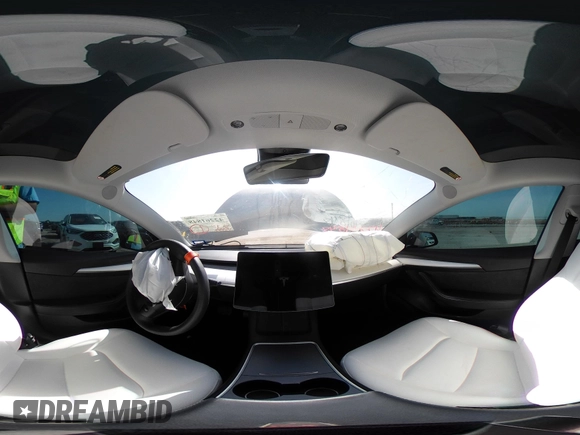 2023 Tesla Model 3 z VIN 5YJ3E1EA7PF465540, wystawiony jako IAAI lot #42261848 z przebiegiem 15 885 mil mil oraz . Historia ofert i sprzedaży dostępna na DreamBid. Obrazek 20.