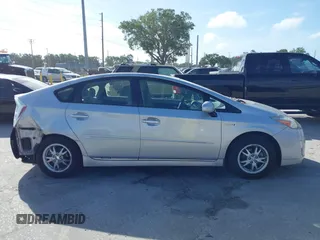 2011 Toyota Prius I with VIN JTDKN3DU1B0285951, listed as a IAAI auction lot 41963891 with 165,744 mi miles. Bid and sale history available at carsss.com. Image 13.